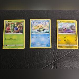 Lot Of 3 Roselia, Oshawatt & Goomy Near Mint Used